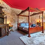 Finest Retreats - Hickleton Hall Estate