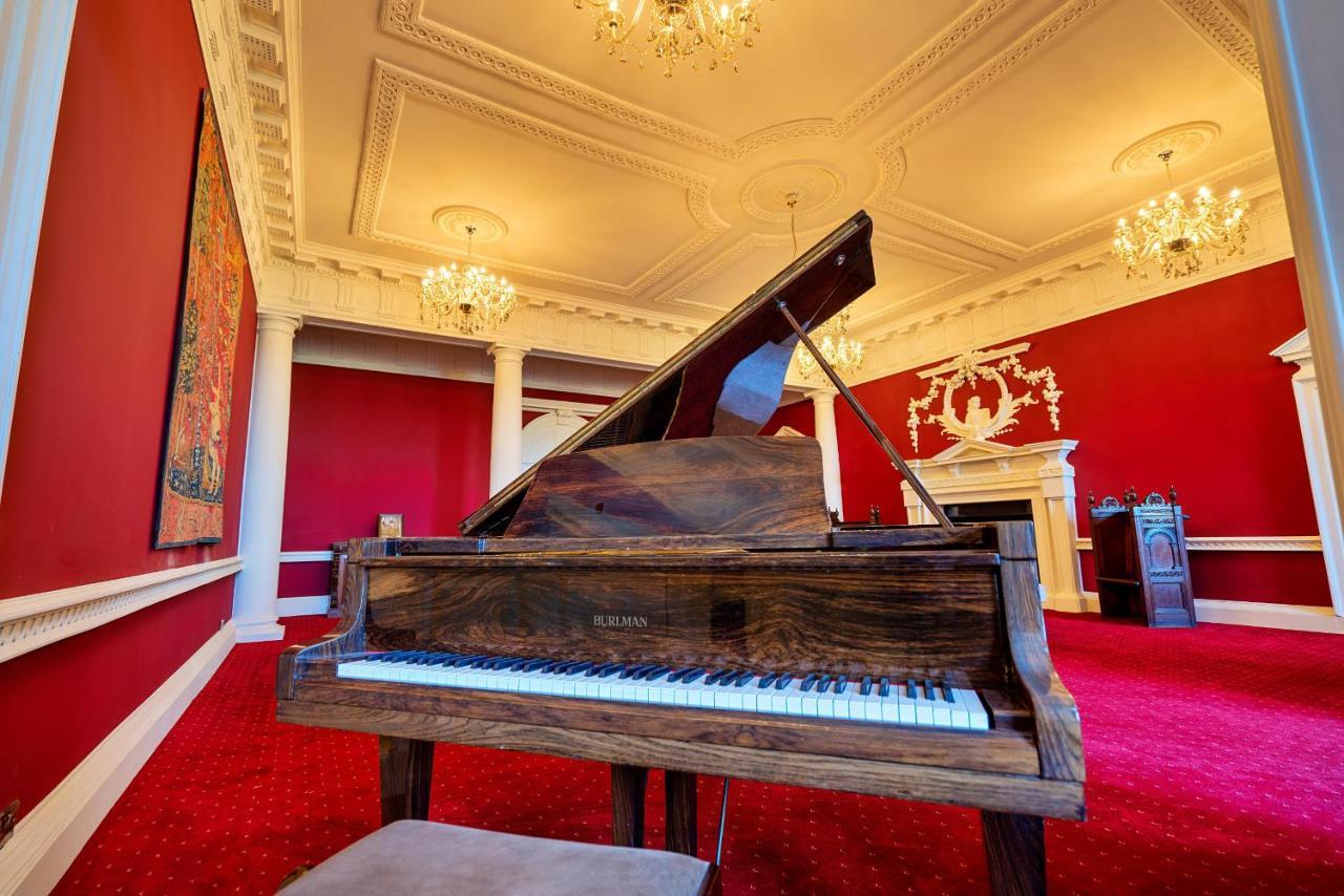 Finest Retreats - Hickleton Hall Estate * Doncaster